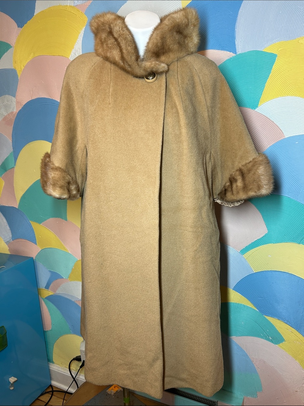 Vintage REAL FUR Classic Camel Hooded Wool Coat with Mink Fur Trim